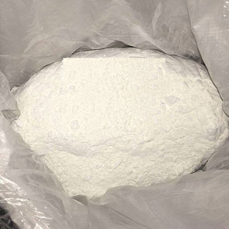 Does zinc oxide help with itching, and why is it used in skincare products?